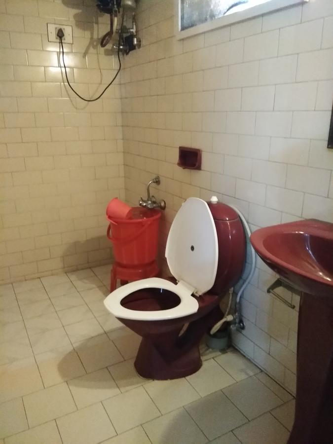 אוטי Hotel Jaysanthi מראה חיצוני תמונה